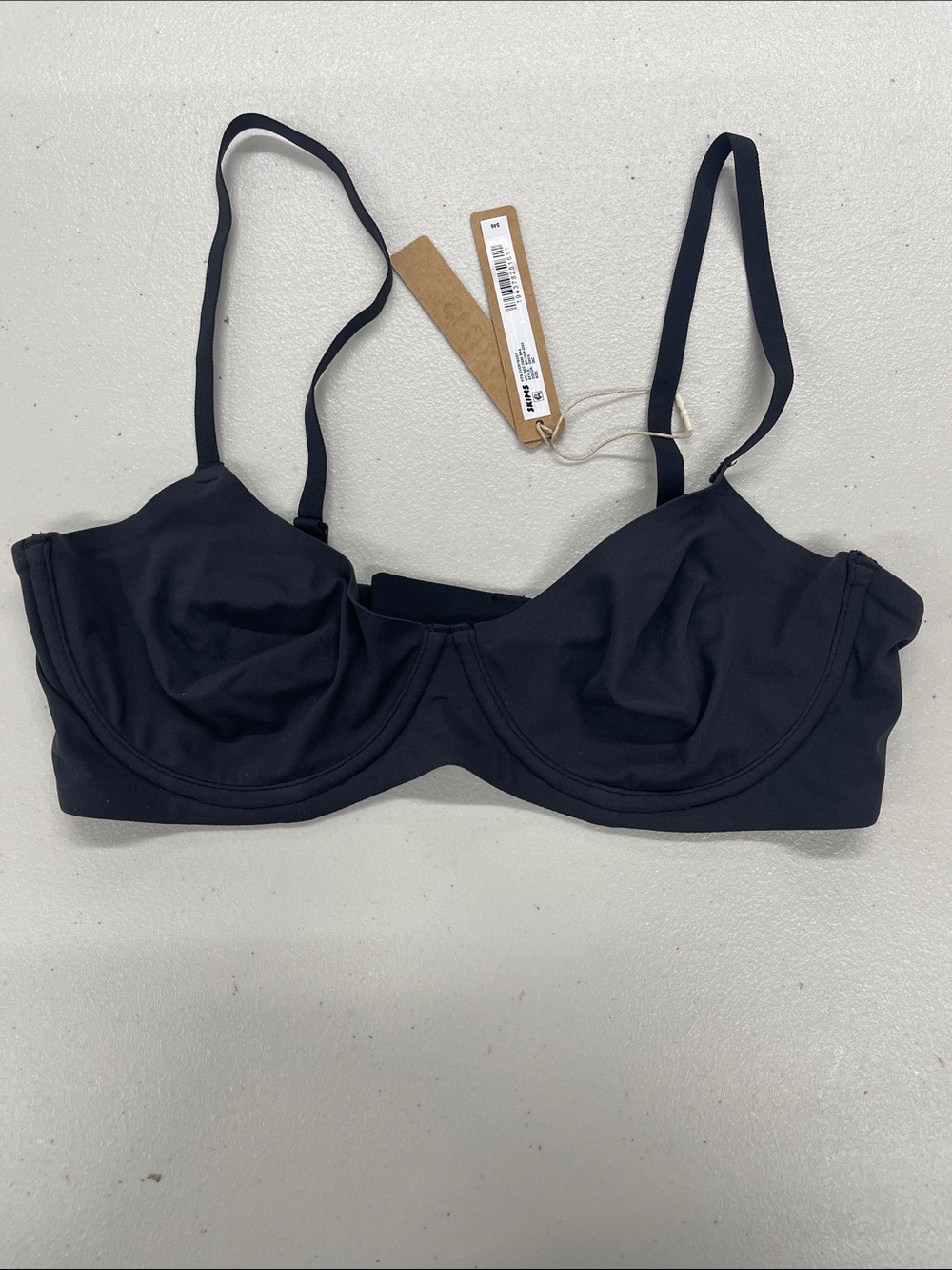 SKIMS fits everybody unlined Demi bra 36 C Onyx